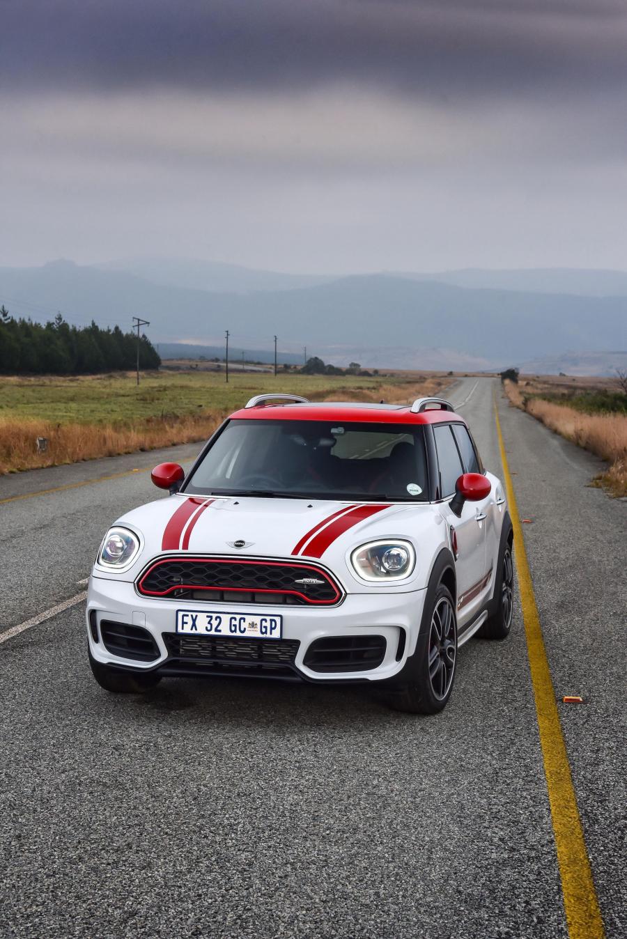  Mini John Cooper Works Countryman (F60) 2017 года  (ZA) (фото 15 из 40)